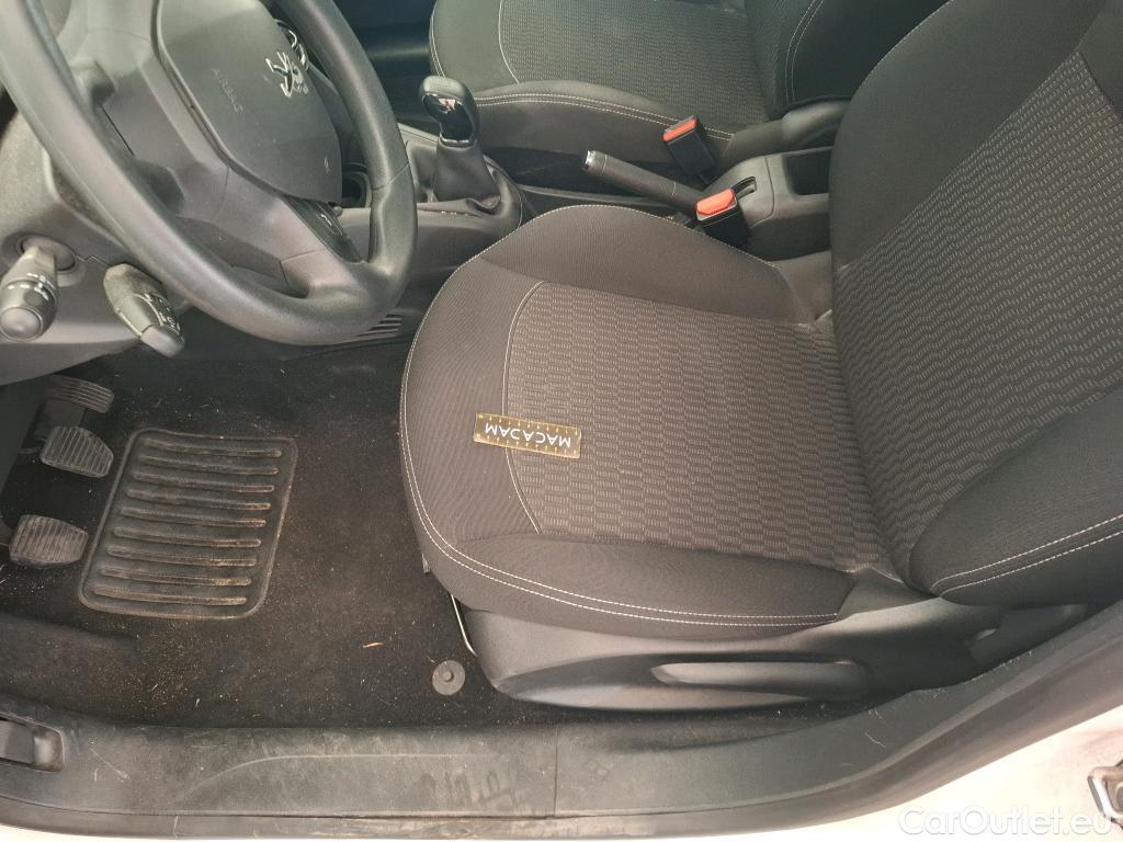  Peugeot  208  Active 1.2 PureTech 80CV BVM5 E6 #28