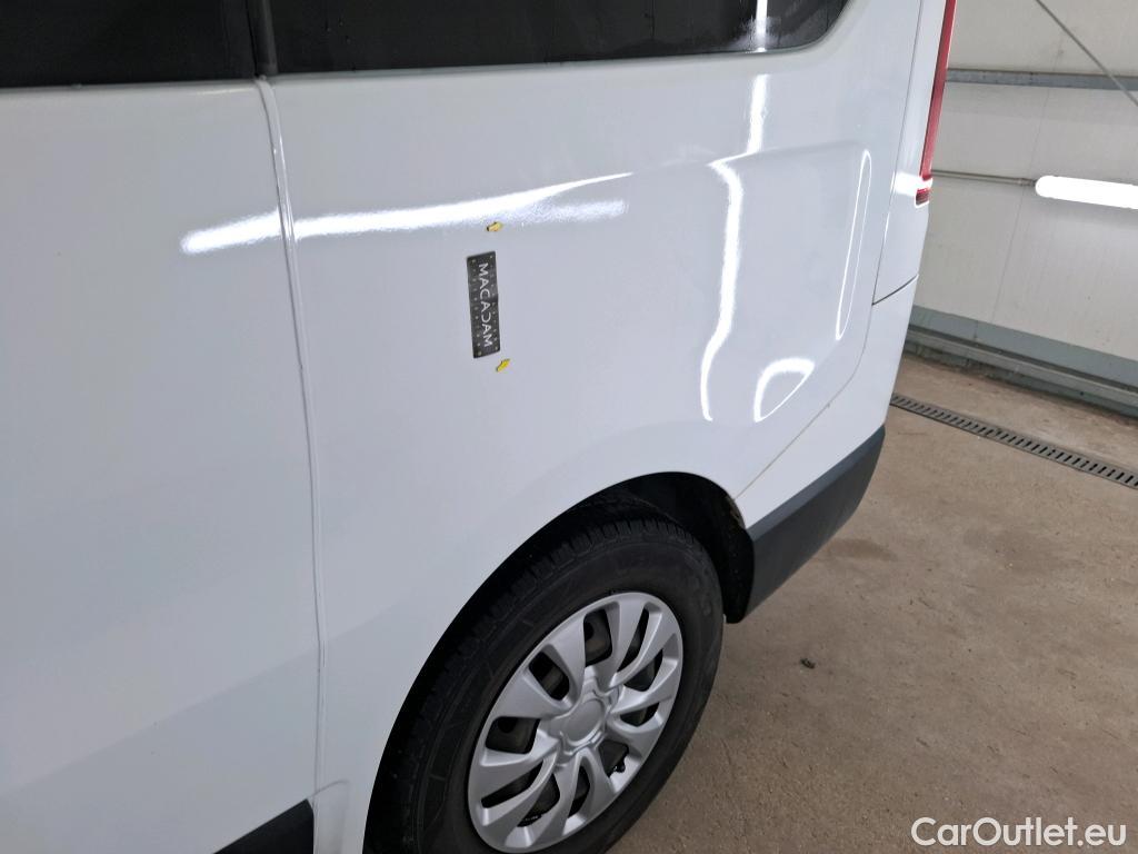  Renault  Trafic RENAULT  4p Combi Zen L1 Energy dCi 125 8 places #1