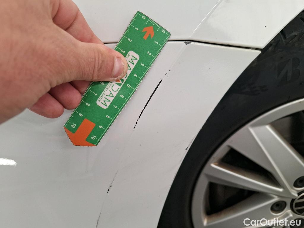  Volkswagen  Touran  Lounge Business BMT/Start-Stopp 2.0 TDI 120CV BVM6 E6d #15