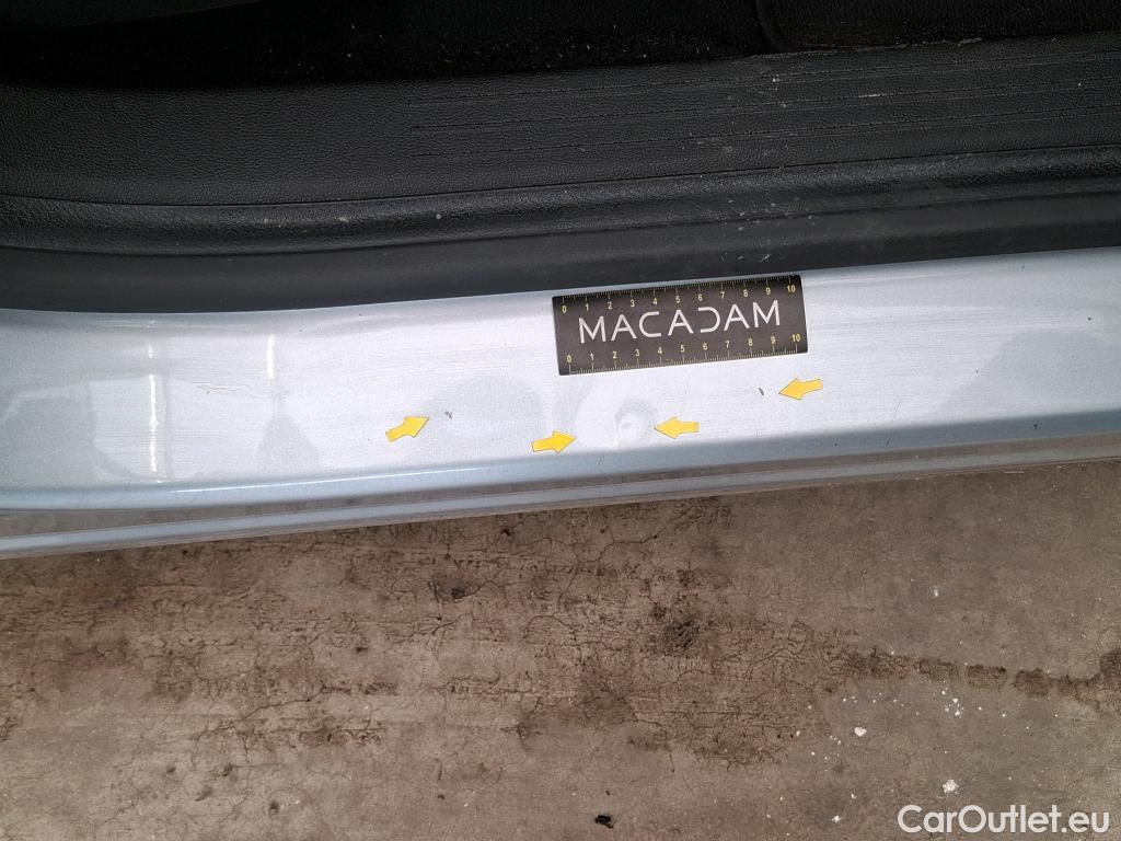  Renault  Captur  II Business 1.5 dCi 115CV BVA7 E6dT #15