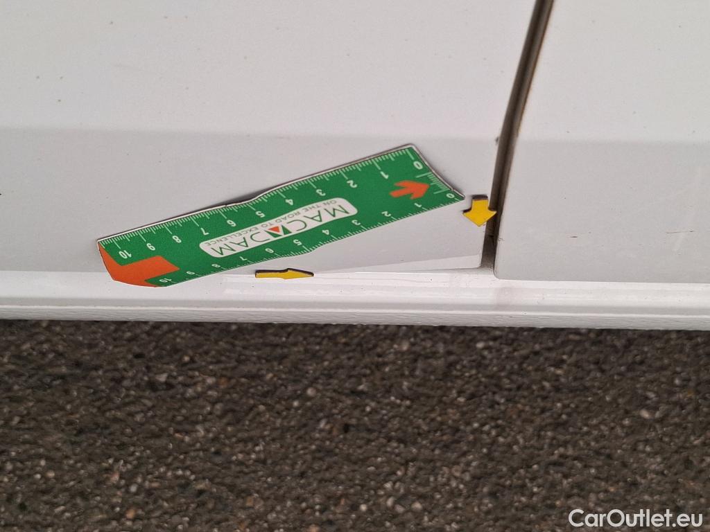  Volkswagen  Touran  Lounge Business BMT/Start-Stopp 2.0 TDI 120CV BVM6 E6d #5