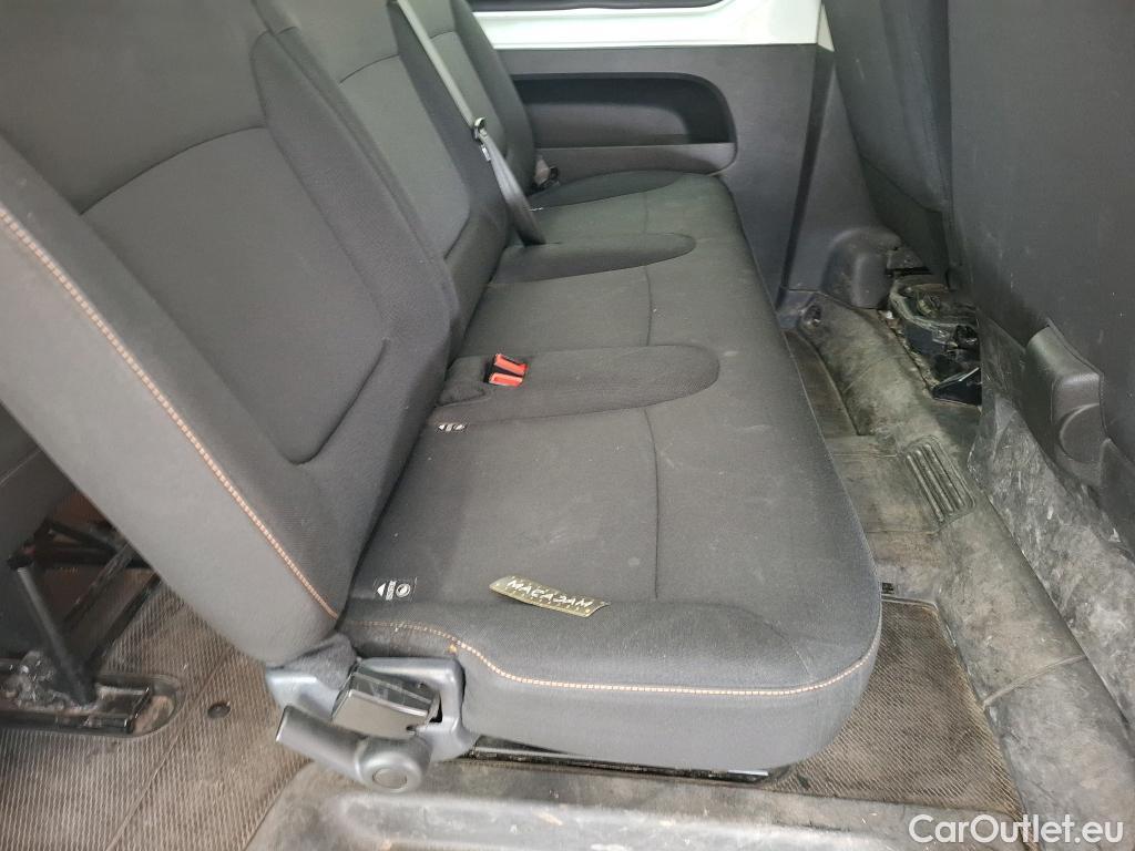  Renault  Trafic RENAULT  4p Combi Zen L1 Energy dCi 125 8 places #35