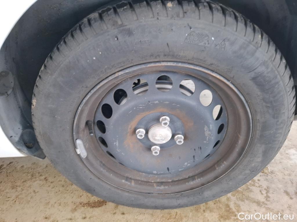  Renault  Clio RENAULT  Société VU 5p Berline Air Medianav dCi 75 - 18 #27