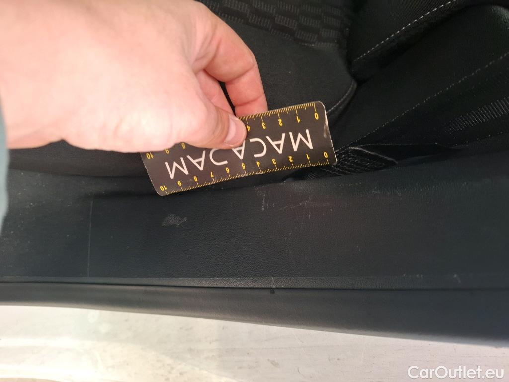  Peugeot  208  Active 1.2 PureTech 80CV BVM5 E6 #12