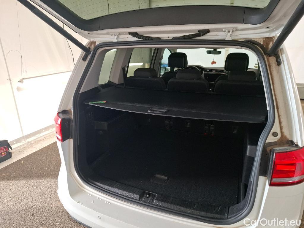  Volkswagen  Touran  Lounge Business BMT/Start-Stopp 2.0 TDI 120CV BVM6 E6d #34