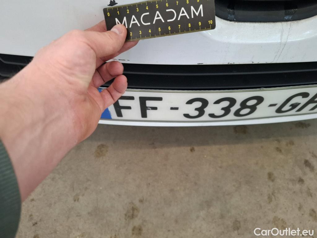  Renault  Clio RENAULT  Société VU 5p Berline Air Medianav dCi 75 - 18 #8