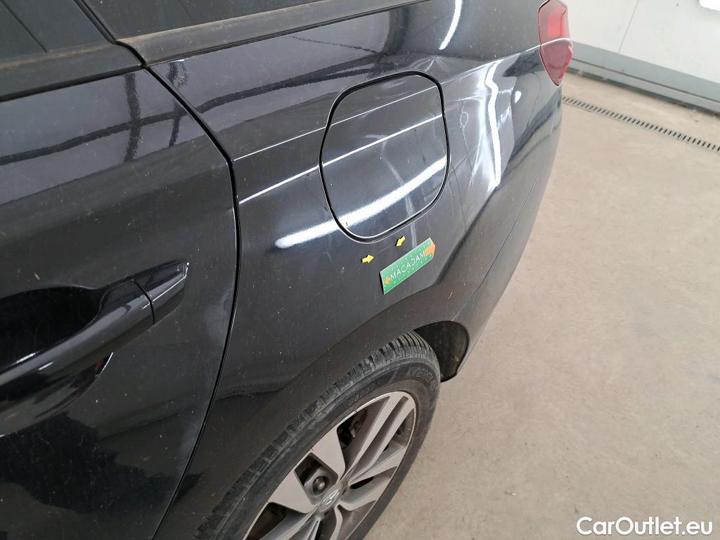  Hyundai  i30  cw Business 1.6 CRDi 115CV BVM6 E6dT #15