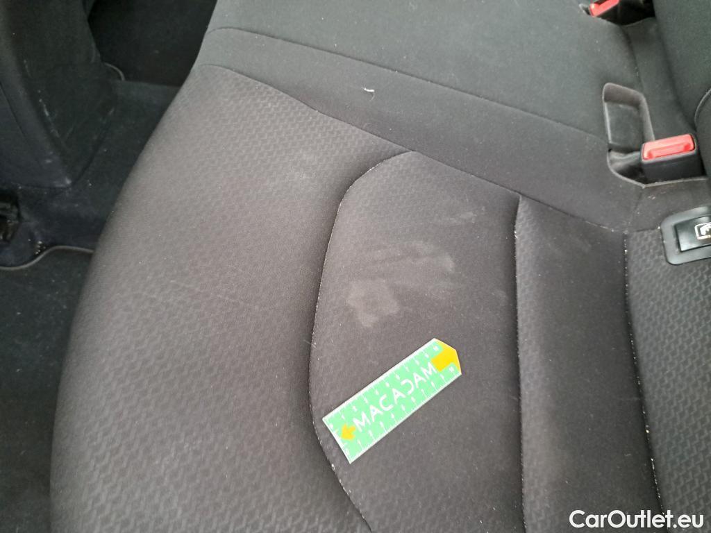  Hyundai  i30  cw Business 1.6 CRDi 115CV BVM6 E6dT #20