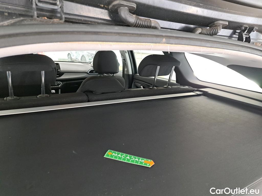  Hyundai  i30  cw Business 1.6 CRDi 115CV BVM6 E6dT #12