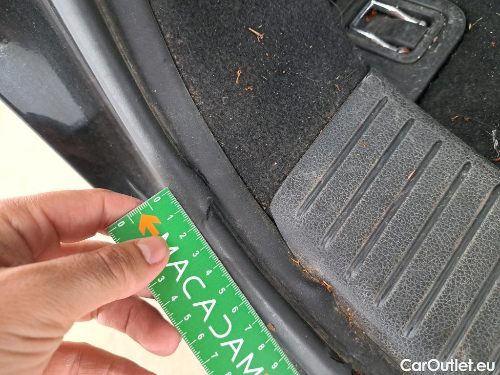  Hyundai  i30  cw Business 1.6 CRDi 115CV BVM6 E6dT #9