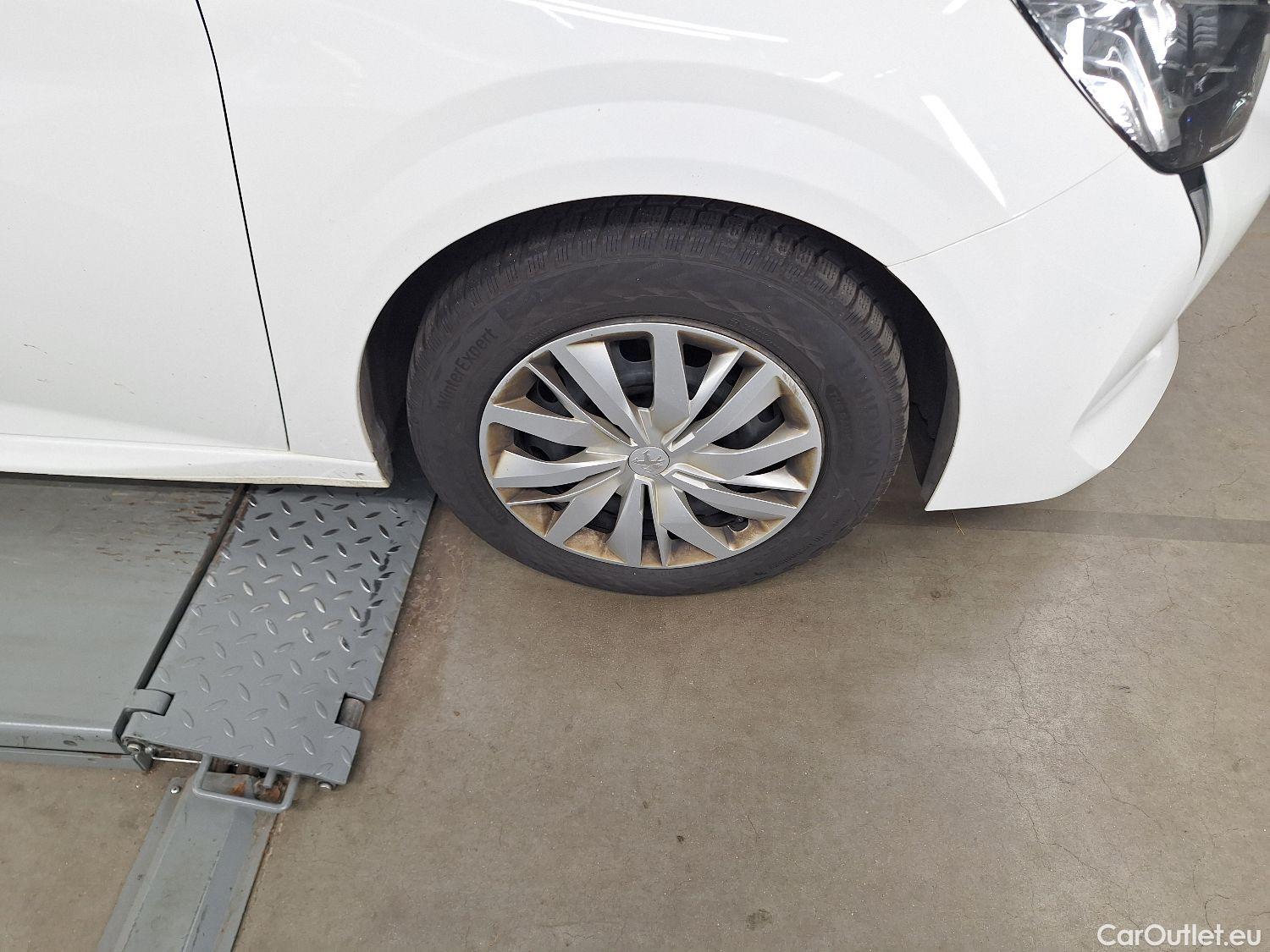  Peugeot  208 Peugeot,  '19, Peugeot  1.5 BlueHDi 100 MAN6 S&S Active 5d #16