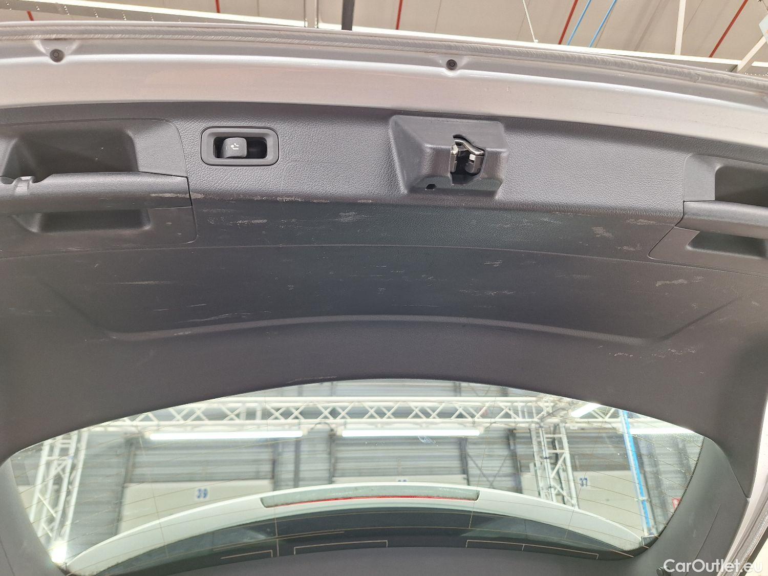  Mercedes  A-Klasse Mercedes, A-Class '18, Mercedes-Benz  A 180 d Business Solution E #1