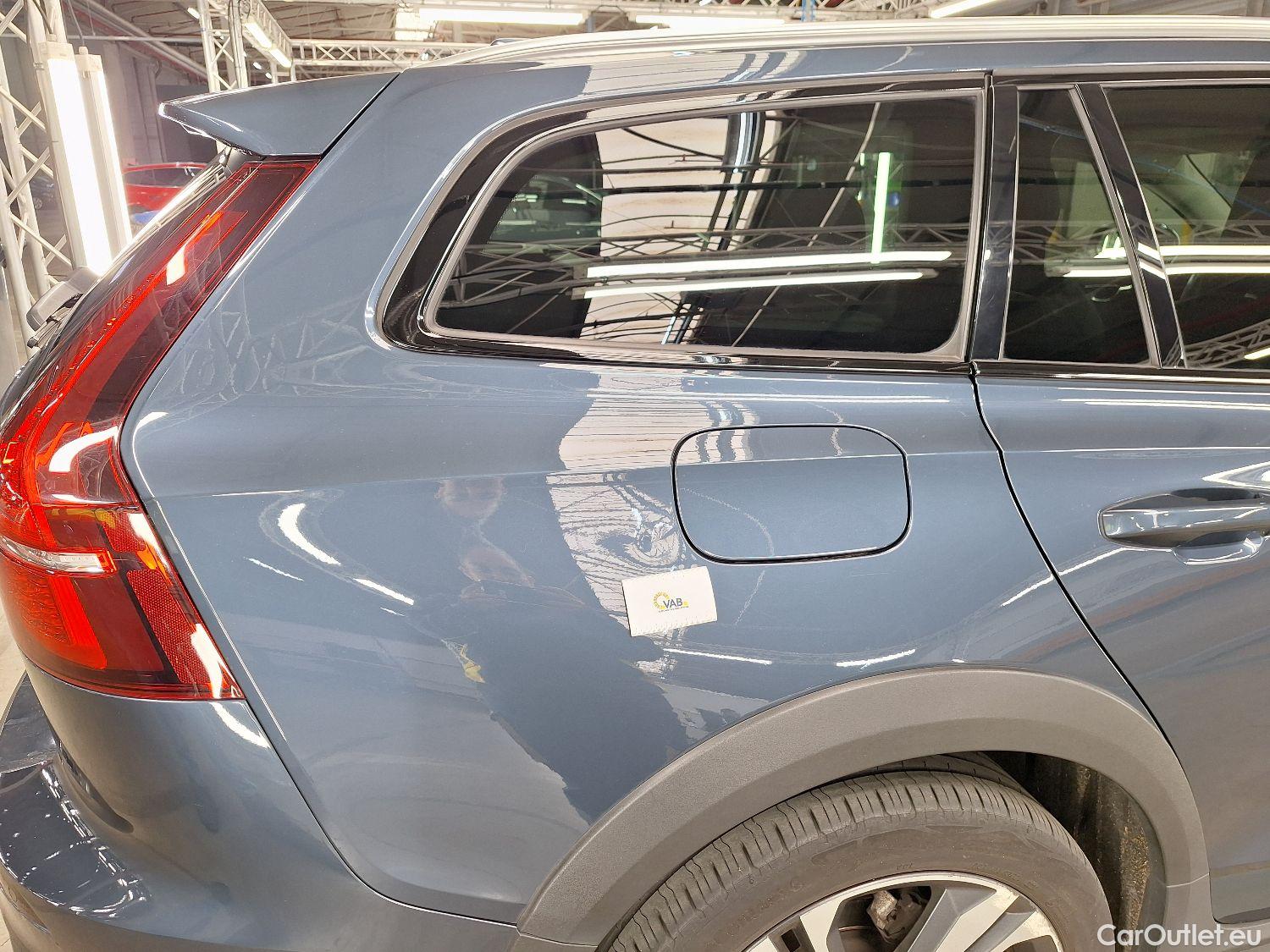  Volvo  V60 Volvo,  '18, Volvo  Cross Country D4 4x4 Geartronic Cross Co #31