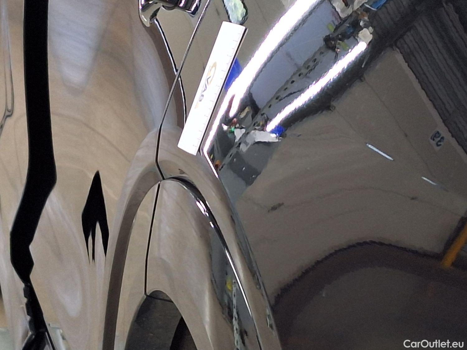  Audi  E-TRON Audi,  '19 BEV, Audi  55 Quattro S-Line 5d #22