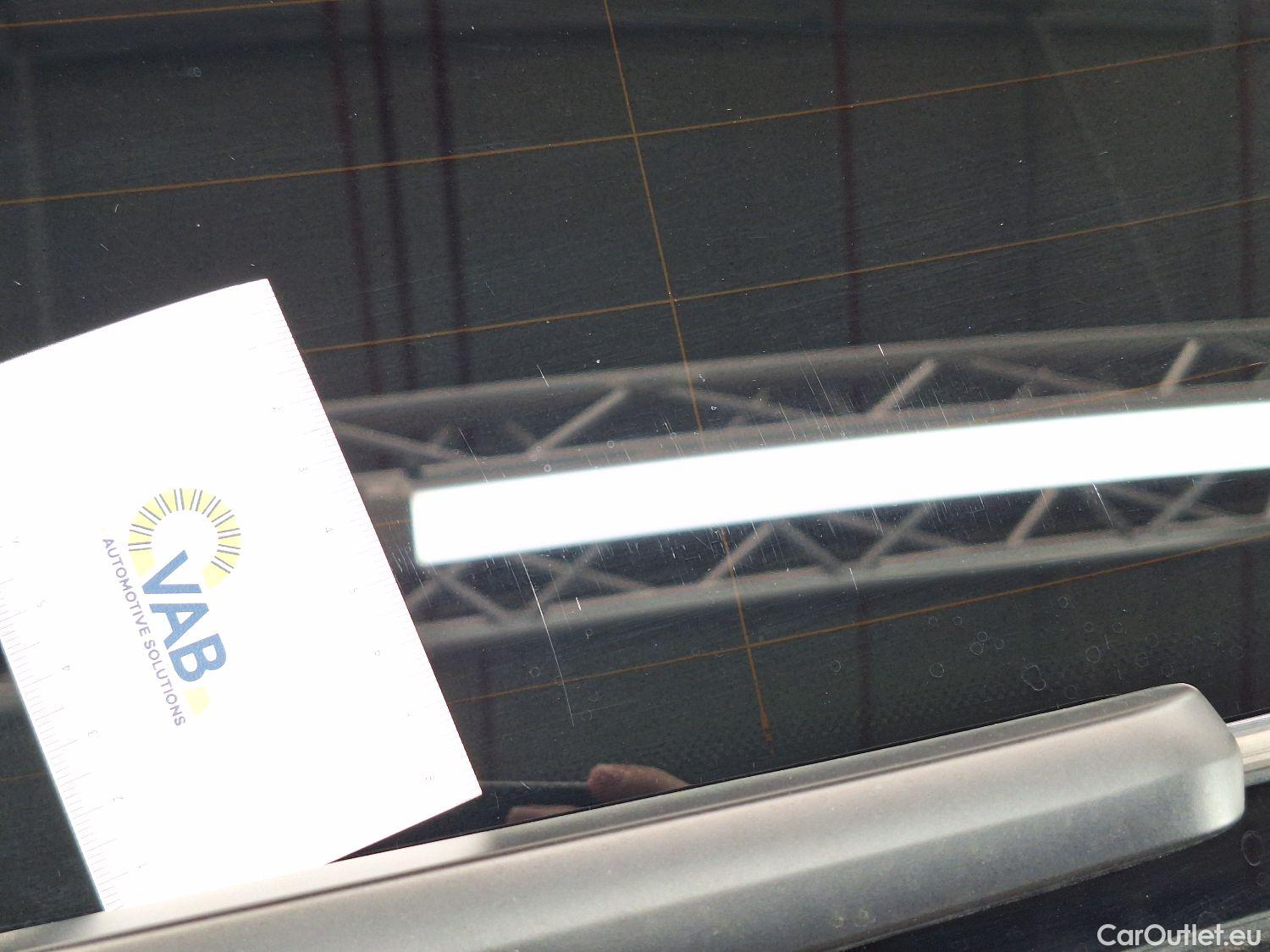  Audi  E-TRON Audi,  '19 BEV, Audi  55 Quattro S-Line 5d #27