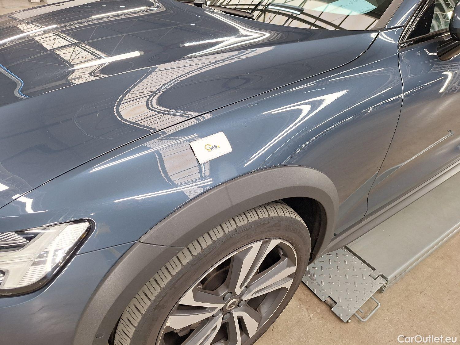  Volvo  V60 Volvo,  '18, Volvo  Cross Country D4 4x4 Geartronic Cross Co #42