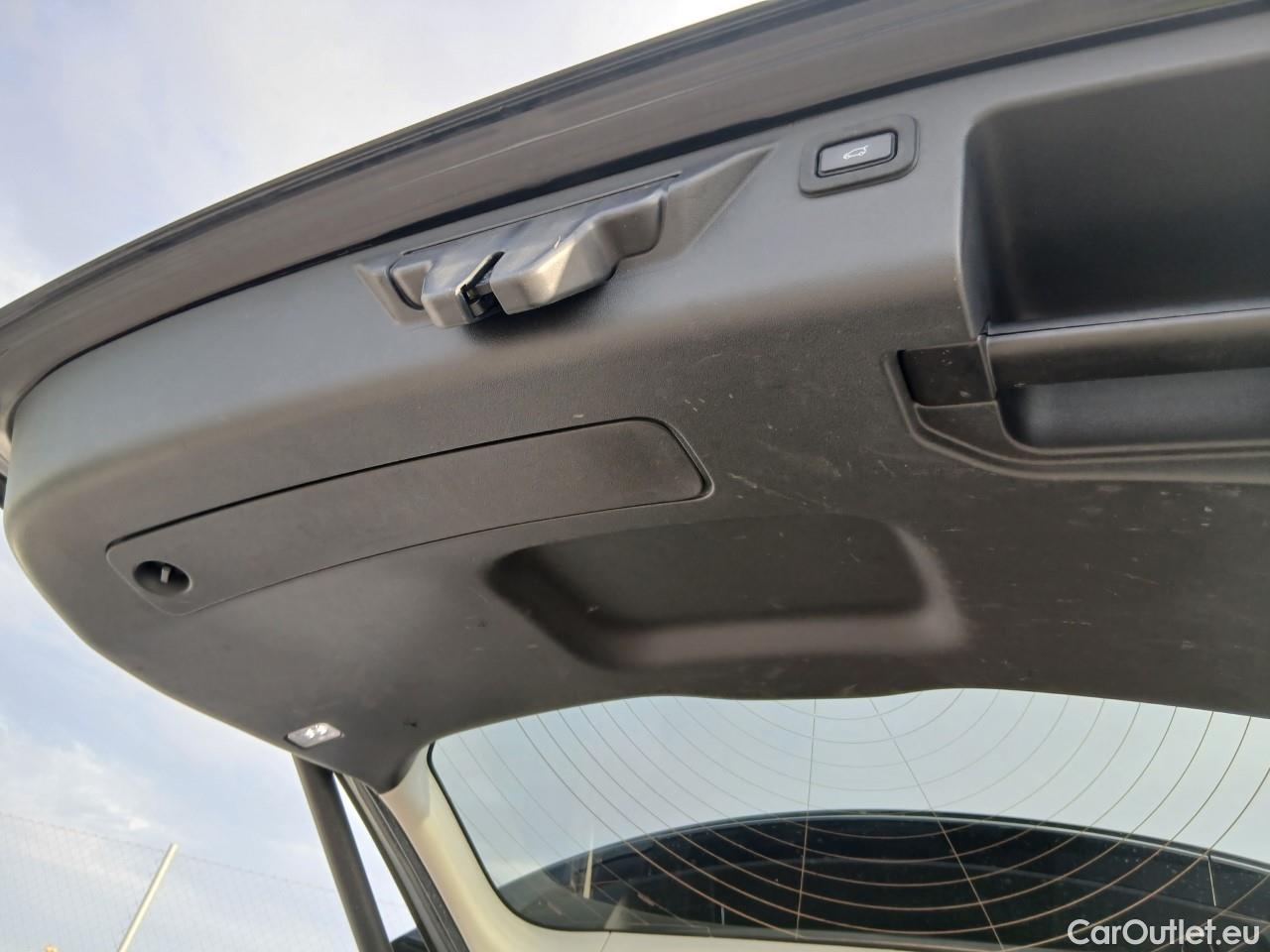  Land Rover  Discovery LAND ROVER  Sport / 2019 / 5P / todoterreno 2.0D I4- 150 PS AWD MHEV AT Standard #23