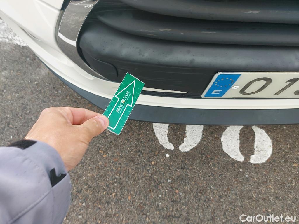  Mini  Cooper MINI MINI / 2014 / 5P / berlina con portón ONE 5 PUERTAS (CX) #11