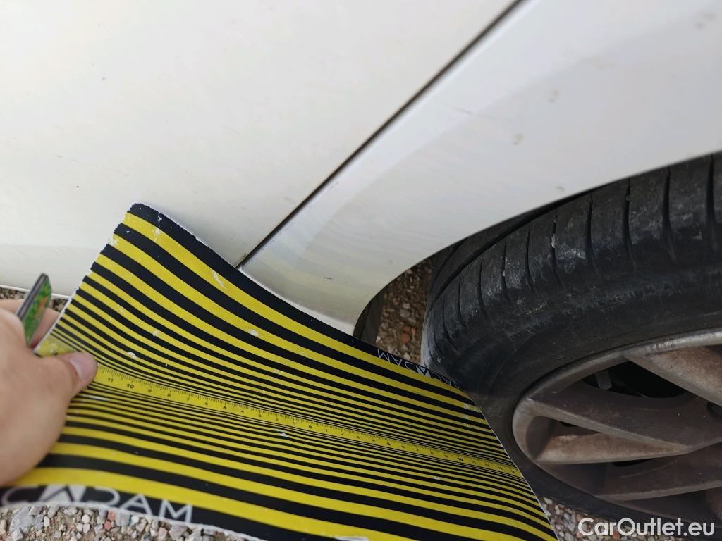  Seat  Leon SEAT Nuevo León / 2020 / 5P / familiar SP 2.0 TDI 85kW Style Go(SP) #9