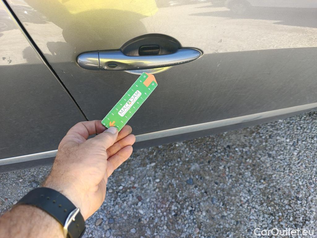  Renault  Scenic RENAULT SCÉNIC 5p 3G monovolumen compacto BOSE Energy dCi 130 eco2 Euro 6 #69