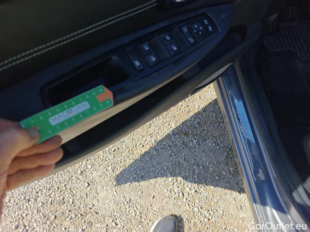  Renault  Scenic RENAULT SCÉNIC 5p 3G monovolumen compacto BOSE Energy dCi 130 eco2 Euro 6 #61