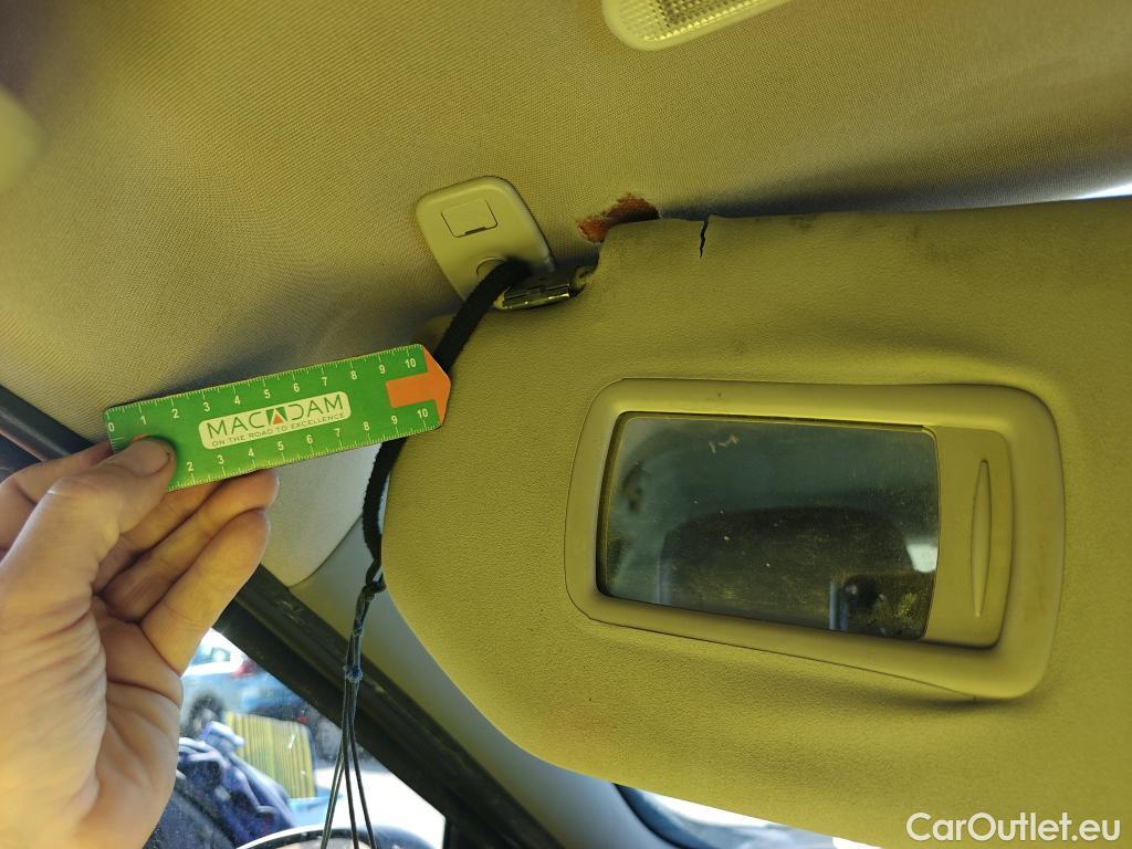  Renault  Scenic RENAULT SCÉNIC 5p 3G monovolumen compacto BOSE Energy dCi 130 eco2 Euro 6 #33