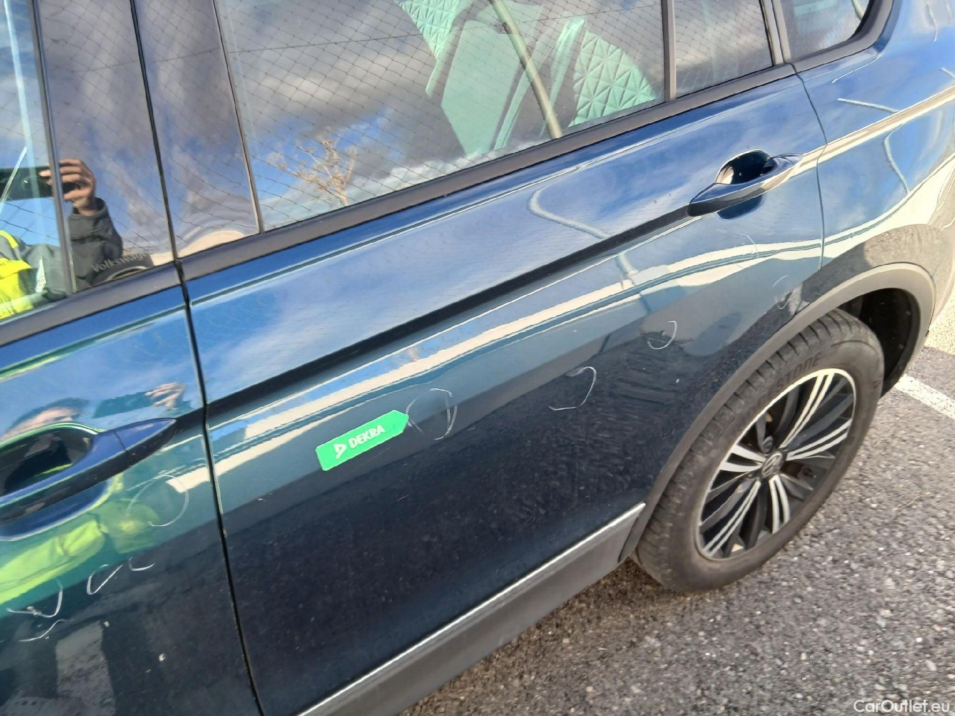  Volkswagen  Tiguan VOLKSWAGEN  / 2020 / 5P / todoterreno Life 2.0 TDI 90kW (122CV) #9