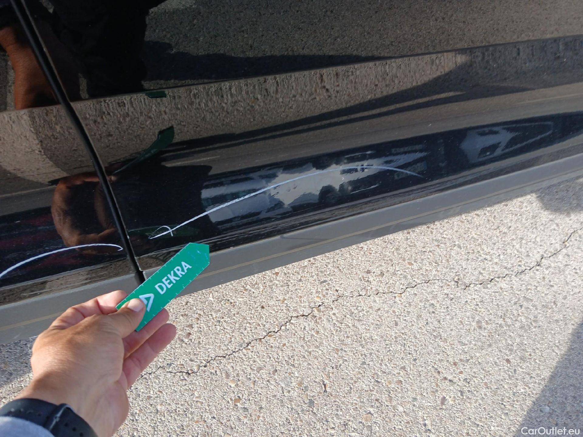  Volvo  XC 40 VOLVO XC40 / 2017 / 5P / todoterreno 1.5 T2 Momentum Core #36