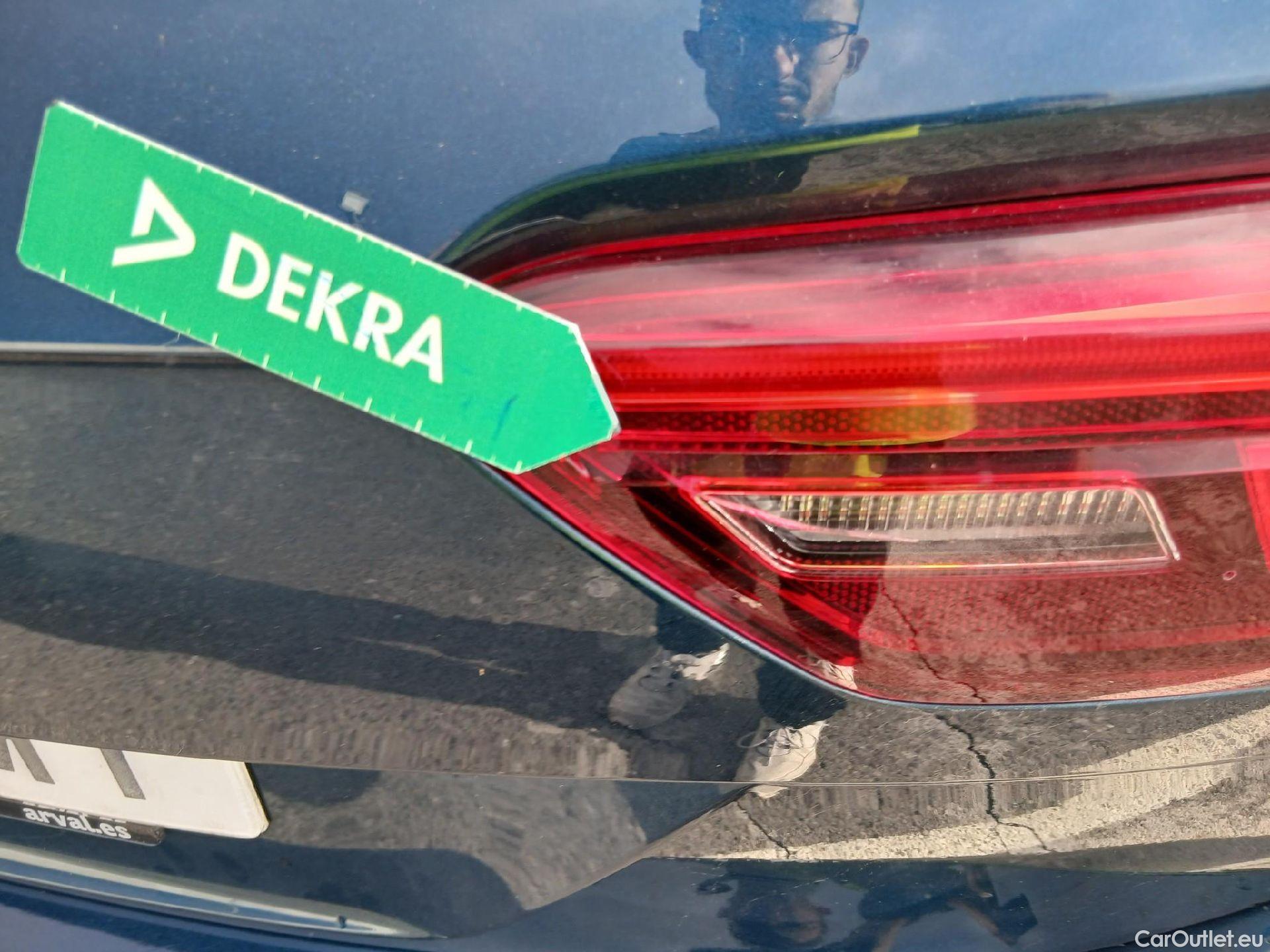  Volkswagen  Tiguan VOLKSWAGEN  / 2020 / 5P / todoterreno Life 2.0 TDI 90kW (122CV) #17