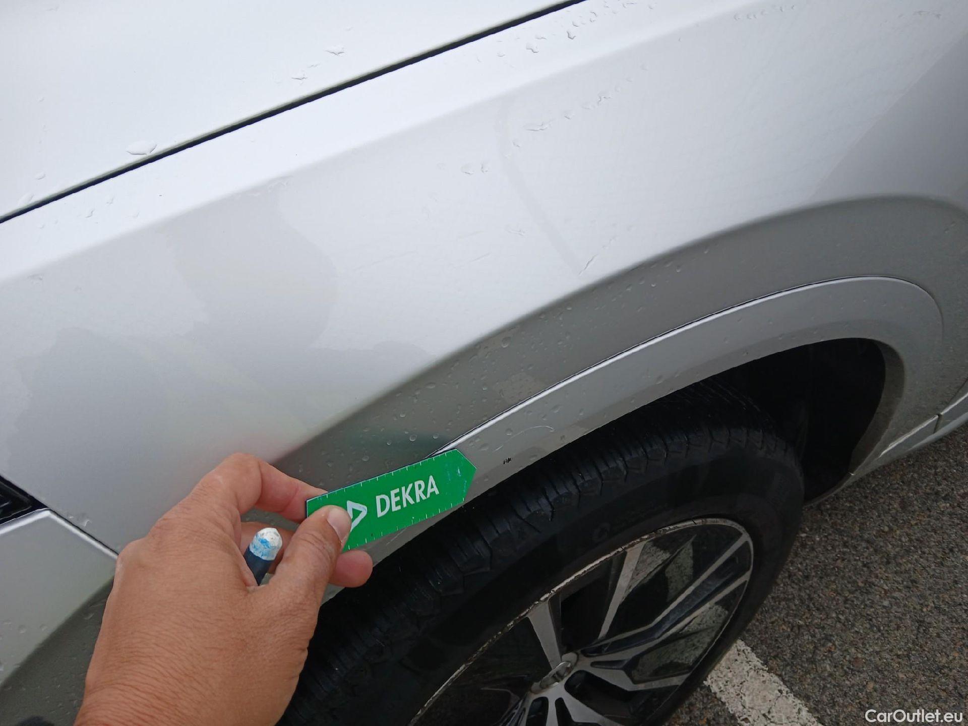  Volvo  XC90 VOLVO  / 2019 / 5P / todoterreno 2.0 B5 D AWD Momentum Pro Auto #23