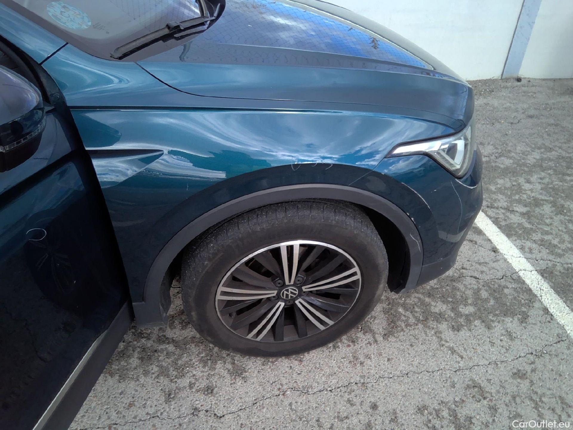  Volkswagen  Tiguan VOLKSWAGEN  / 2020 / 5P / todoterreno Life 2.0 TDI 90kW (122CV) #31