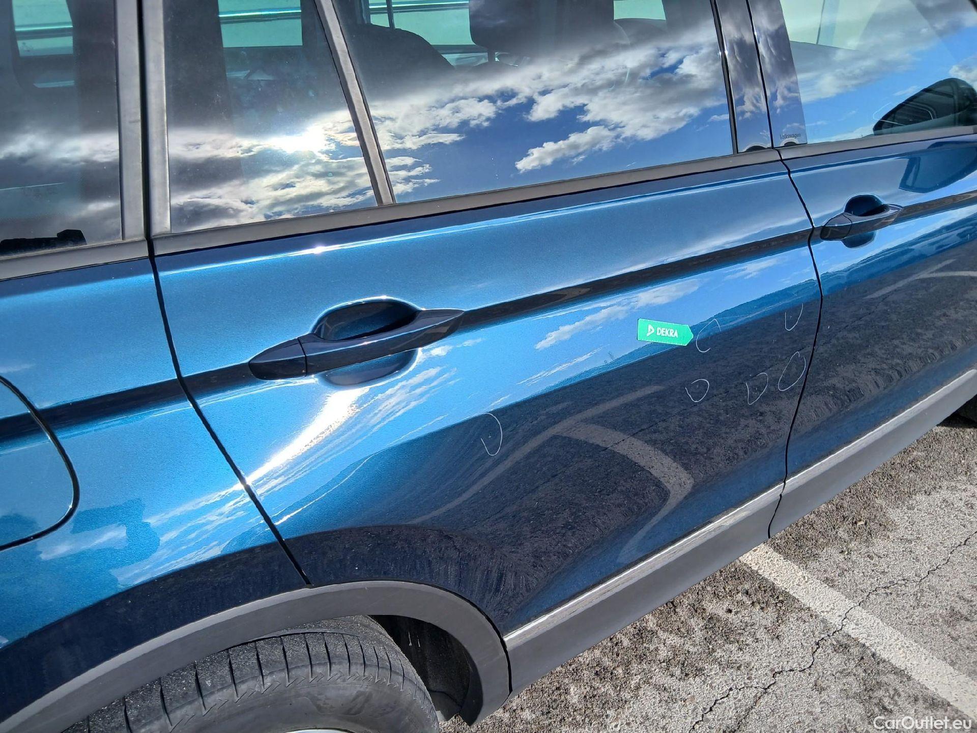  Volkswagen  Tiguan VOLKSWAGEN  / 2020 / 5P / todoterreno Life 2.0 TDI 90kW (122CV) #25