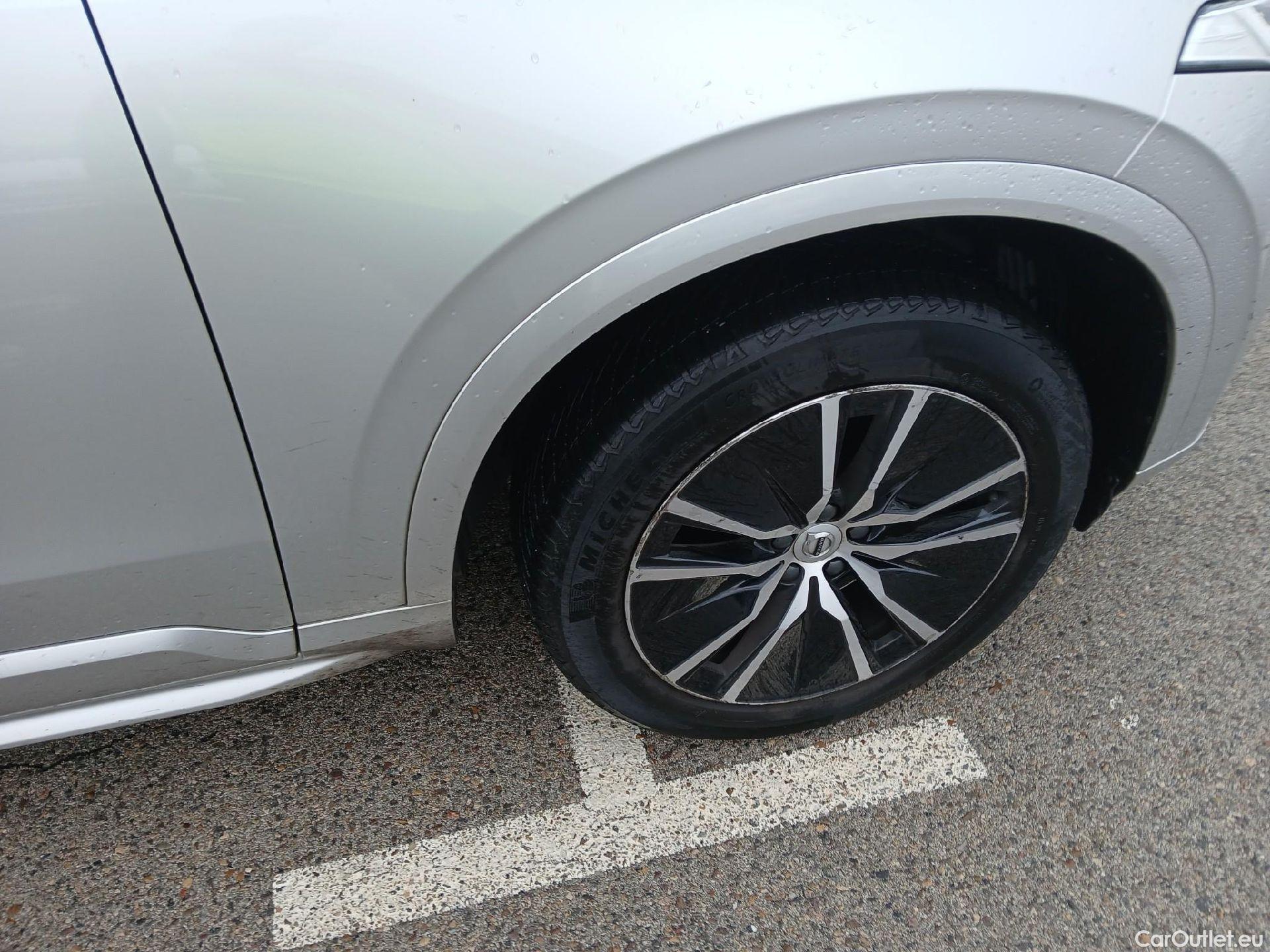  Volvo  XC90 VOLVO  / 2019 / 5P / todoterreno 2.0 B5 D AWD Momentum Pro Auto #11