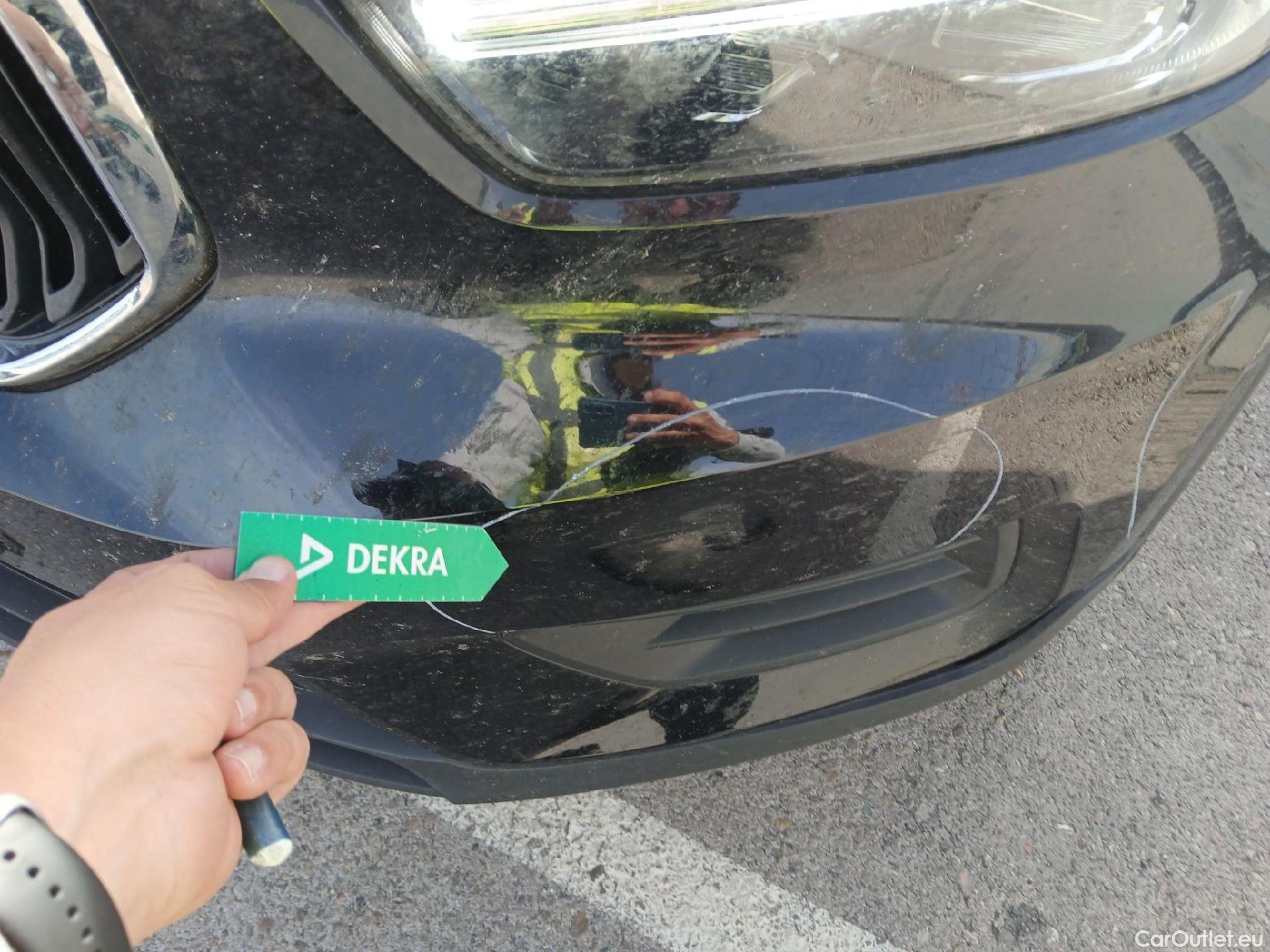  Volvo  XC 40 VOLVO XC40 / 2017 / 5P / todoterreno 1.5 T2 Momentum Core #9