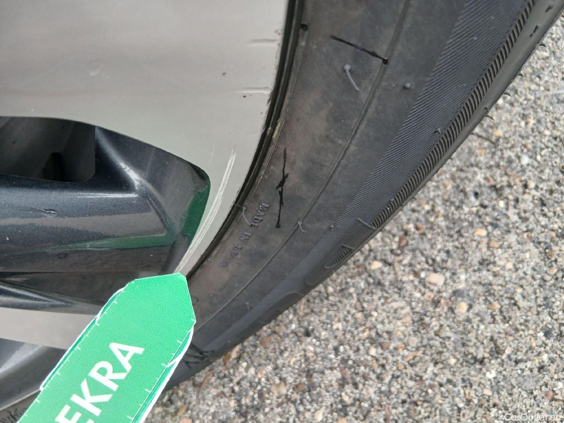  Lexus  RX LEXUS  / 2019 / 5P / todoterreno 450h Business #9