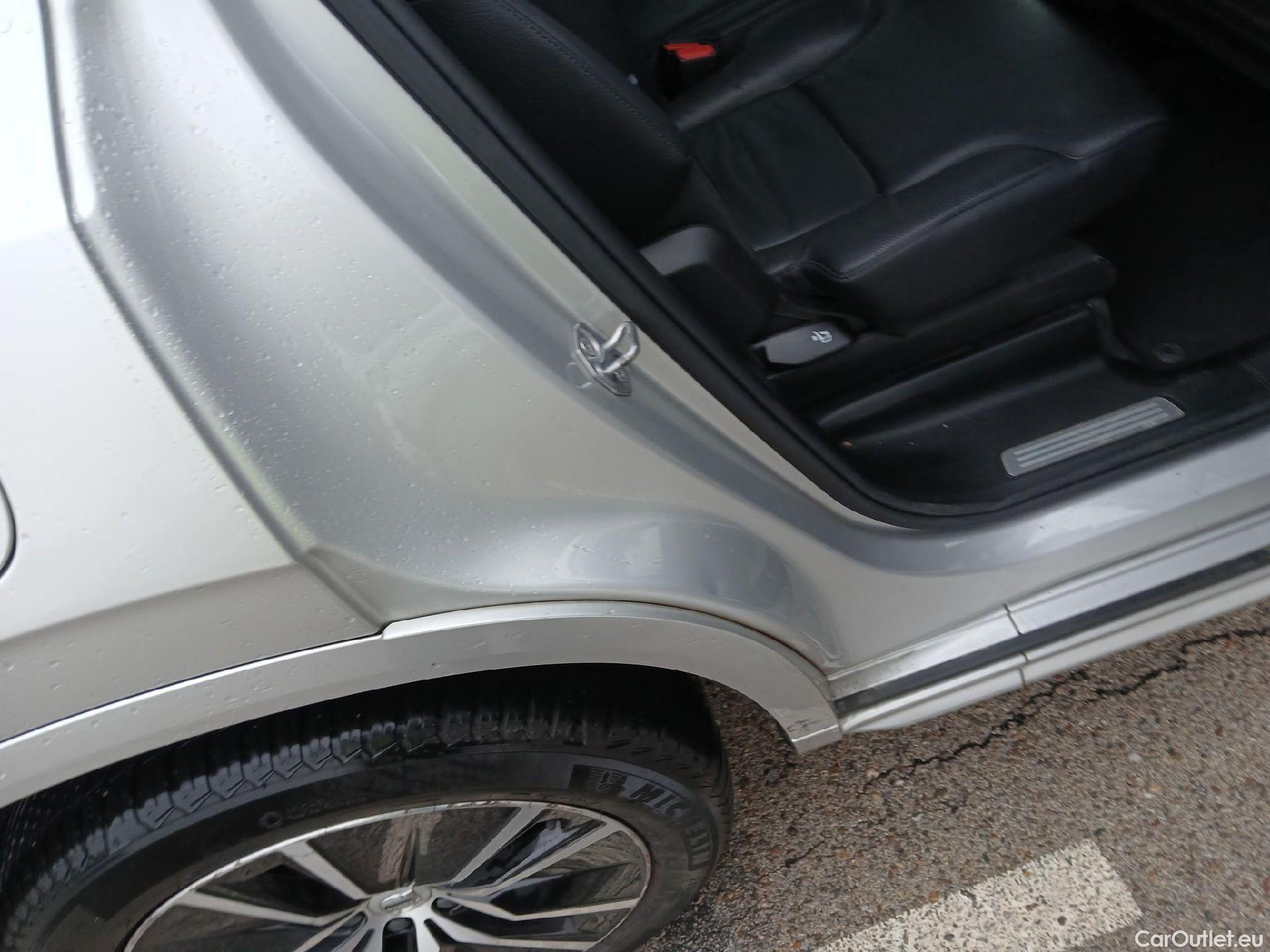  Volvo  XC90 VOLVO  / 2019 / 5P / todoterreno 2.0 B5 D AWD Momentum Pro Auto #2