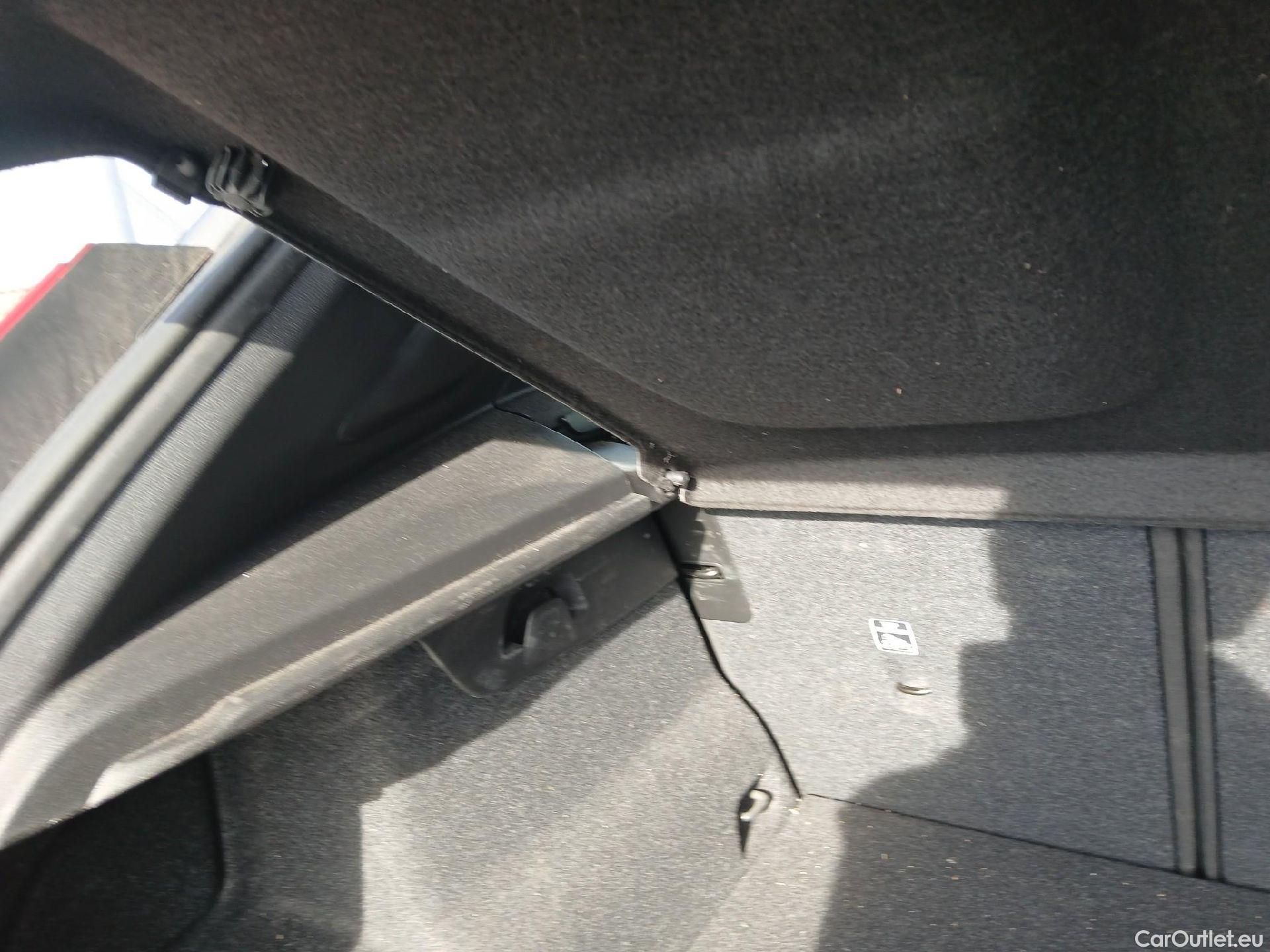  Volvo  XC 40 VOLVO XC40 / 2017 / 5P / todoterreno 1.5 T2 Momentum Core #7