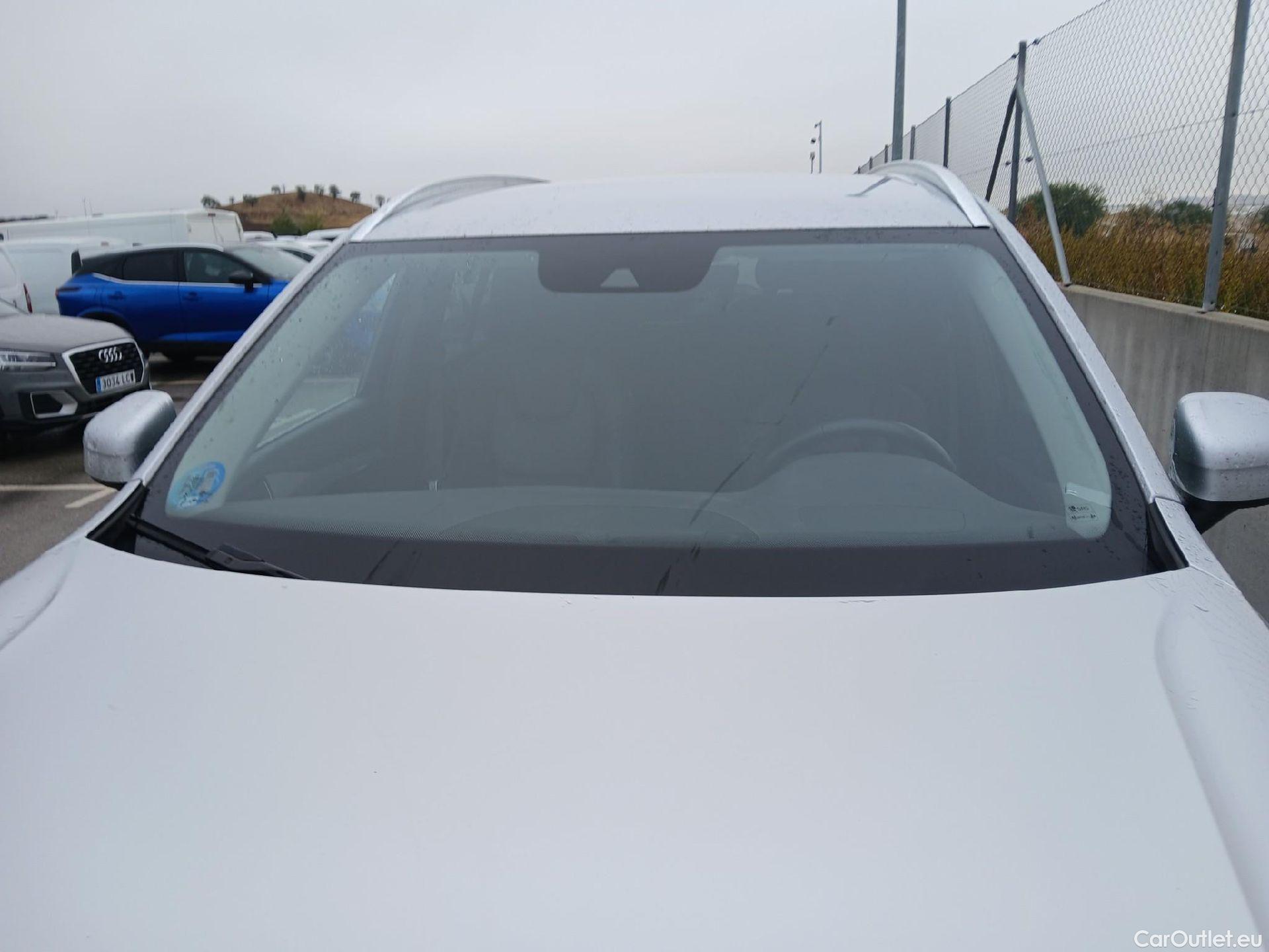  Volvo  XC90 VOLVO  / 2019 / 5P / todoterreno 2.0 B5 D AWD Momentum Pro Auto #19