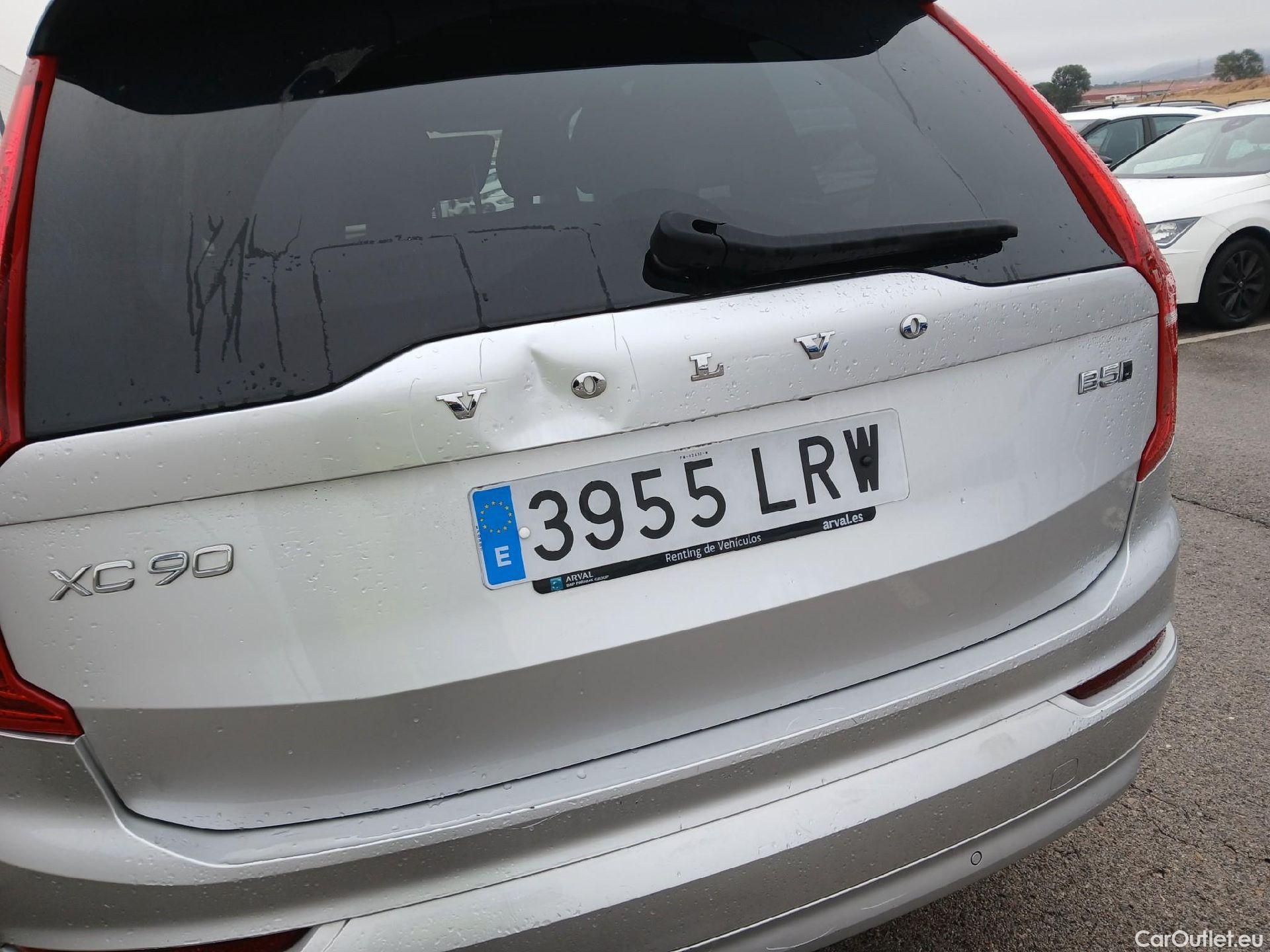  Volvo  XC90 VOLVO  / 2019 / 5P / todoterreno 2.0 B5 D AWD Momentum Pro Auto #32