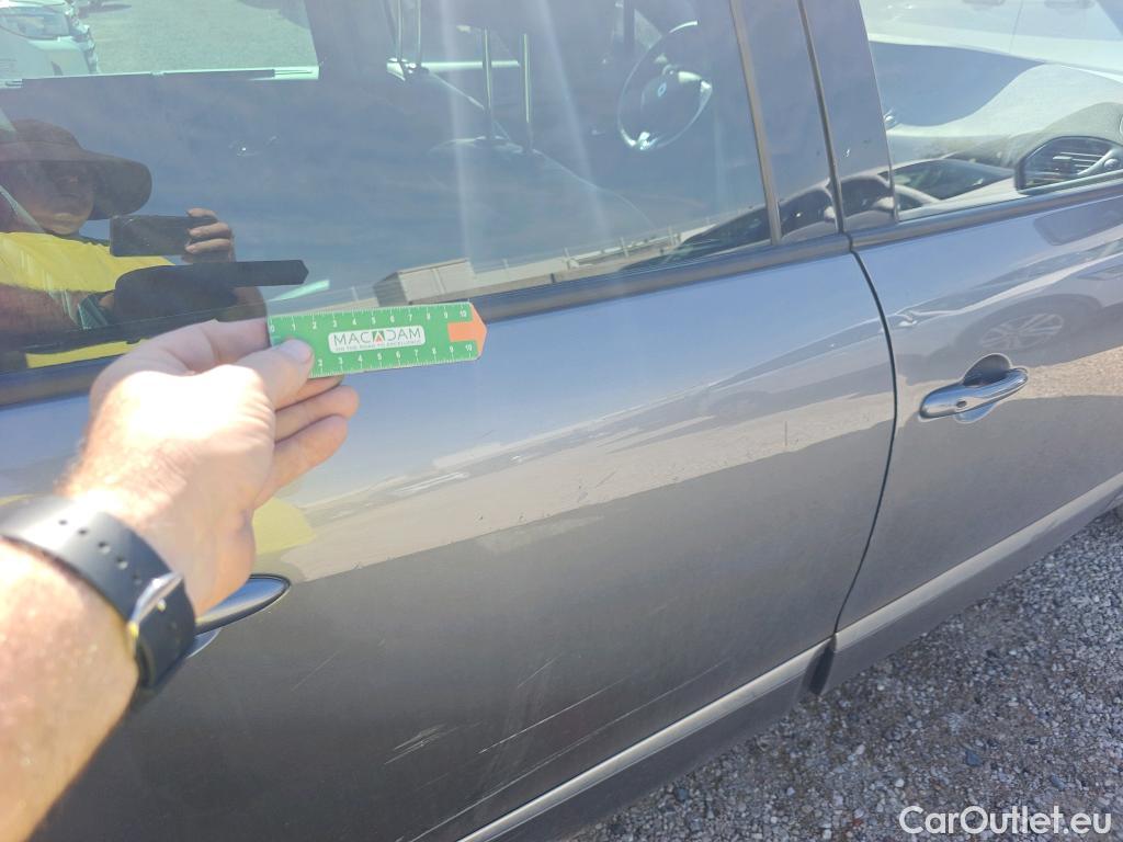  Renault  Scenic RENAULT SCÉNIC 5p 3G monovolumen compacto BOSE Energy dCi 130 eco2 Euro 6 #23