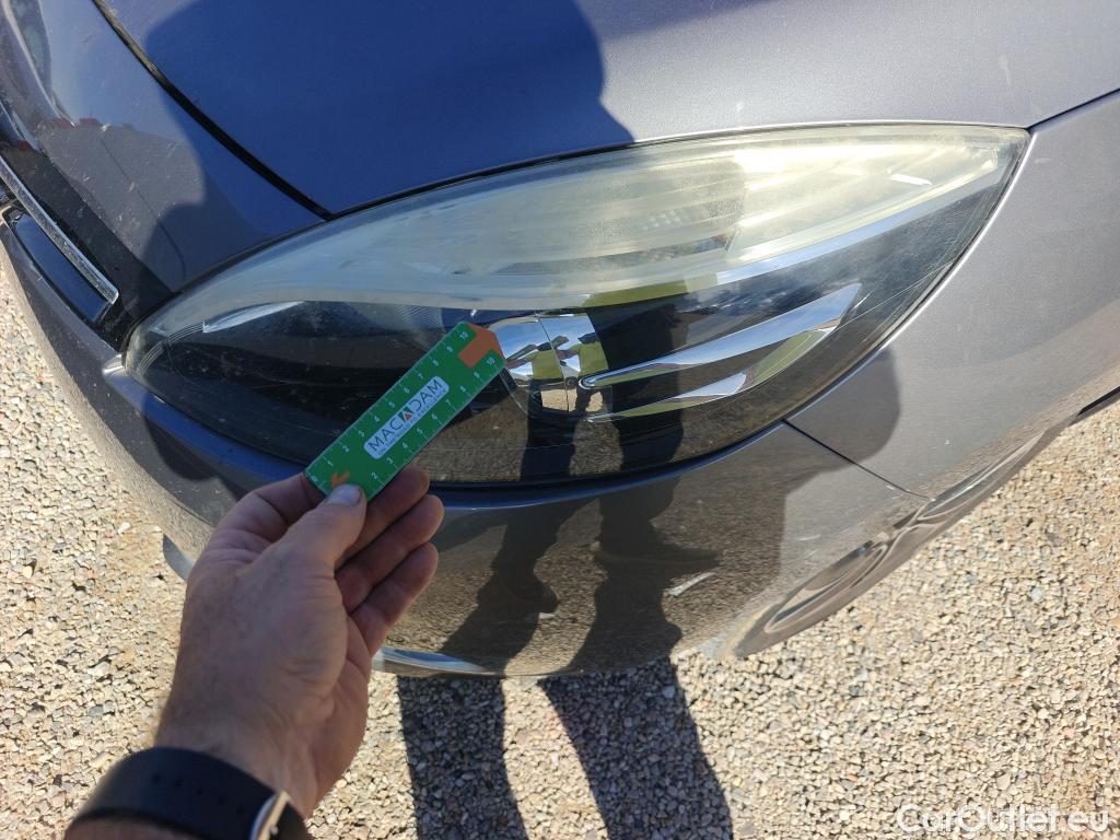  Renault  Scenic RENAULT SCÉNIC 5p 3G monovolumen compacto BOSE Energy dCi 130 eco2 Euro 6 #38