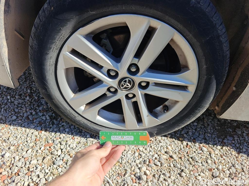  Toyota  Corolla TOYOTA  / 2019 / 5P / familiar 1.8 125H ACTIVE TECH E-CVT TOU SPORT #58