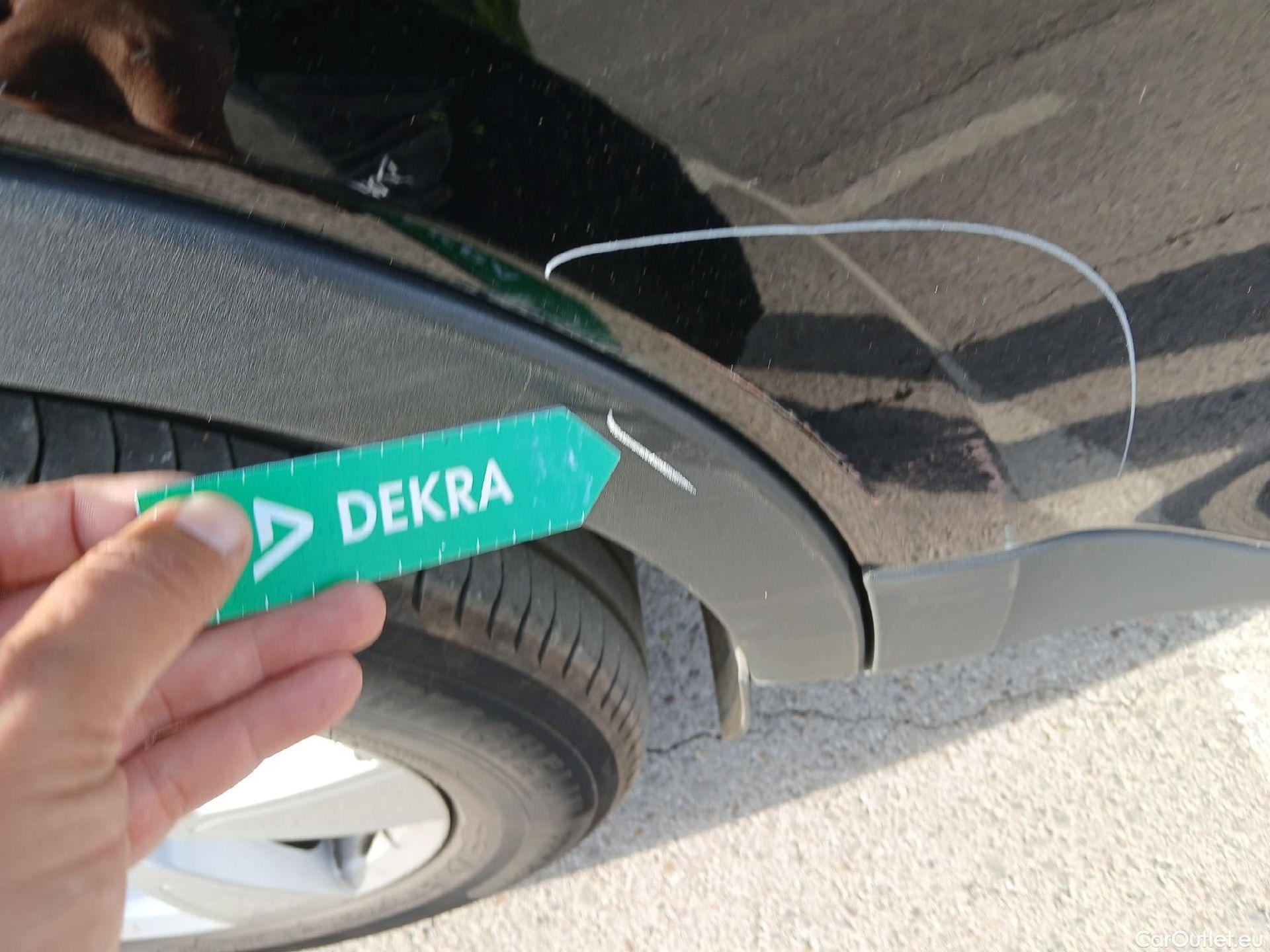  Volvo  XC 40 VOLVO XC40 / 2017 / 5P / todoterreno 1.5 T2 Momentum Core #34