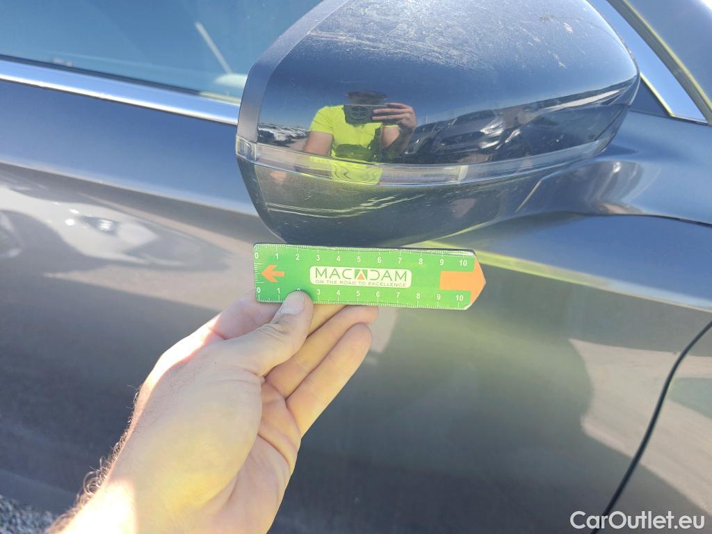  DS  DS7 DS DS 7 Crossback / 2017 / 5P / todoterreno BlueHDi DE 96kW (130CV) Auto. CHIC (AC) #32