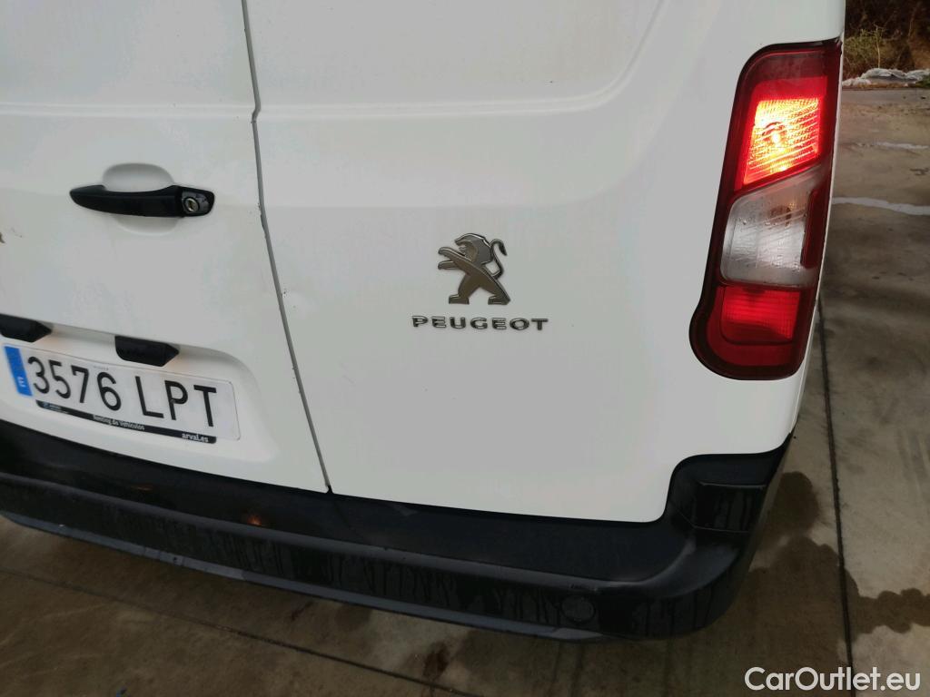  Peugeot  Partner PEUGEOT  / 2018 / 4P / furgón derivado de turismo Premium Standard 600kg BlueHDi 73kW (AC) #8
