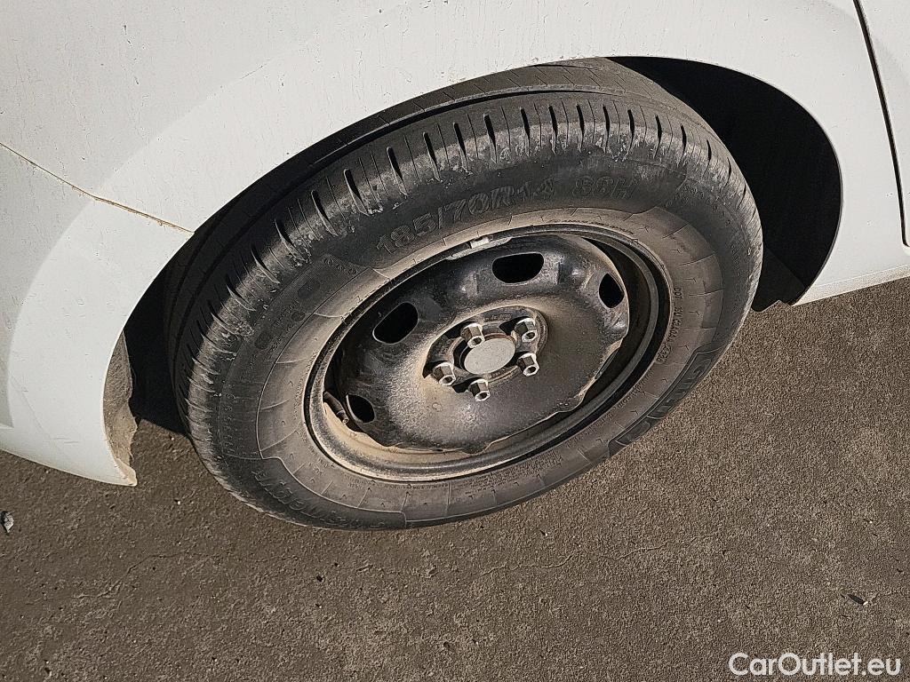  Volkswagen  Polo VOLKSWAGEN  / 2017 / 5P / berlina con portón Edition 1.0 59kW (80CV) #18