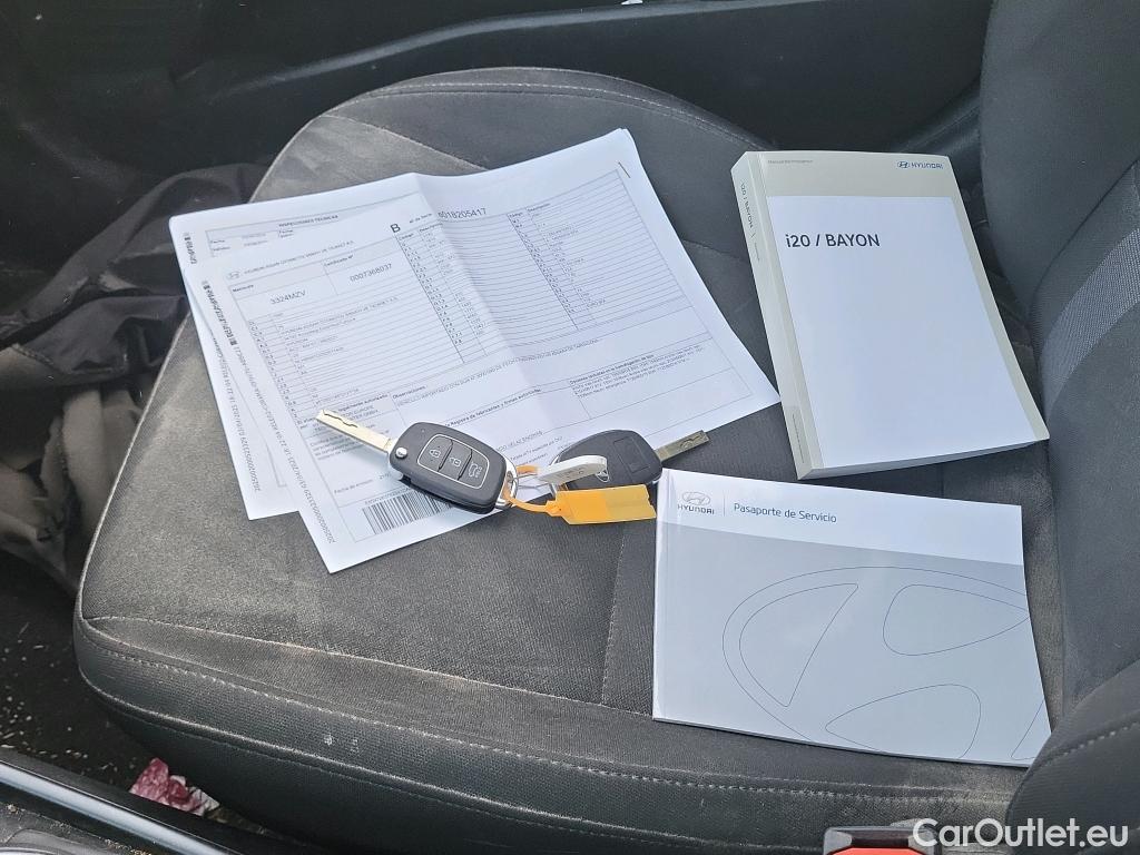  Hyundai  i20 HYUNDAI  / 2023 / 5P / berlina con portón 1.0 TGDI Klass #22