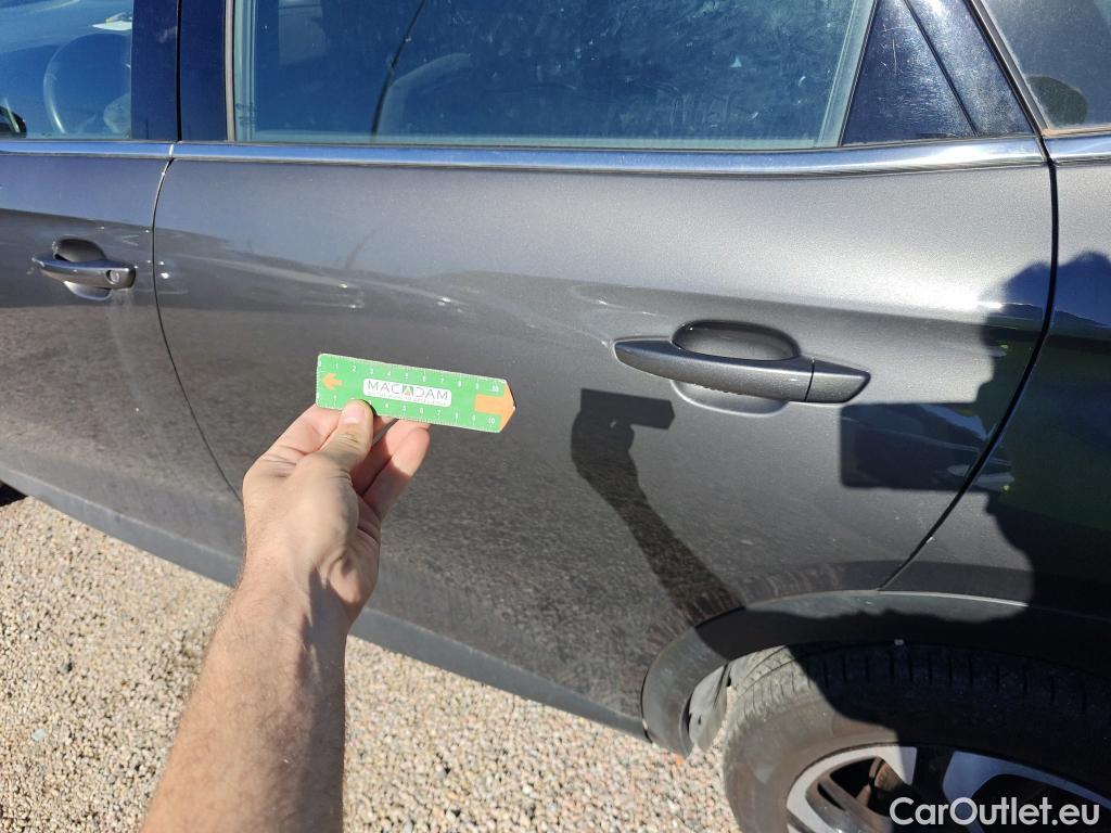  DS  DS7 DS DS 7 Crossback / 2017 / 5P / todoterreno BlueHDi DE 96kW (130CV) Auto. CHIC (AC) #51