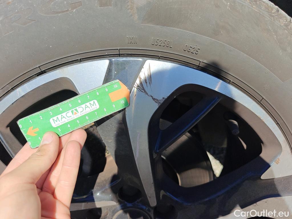  DS  DS7 DS DS 7 Crossback / 2017 / 5P / todoterreno BlueHDi DE 96kW (130CV) Auto. CHIC (AC) #13