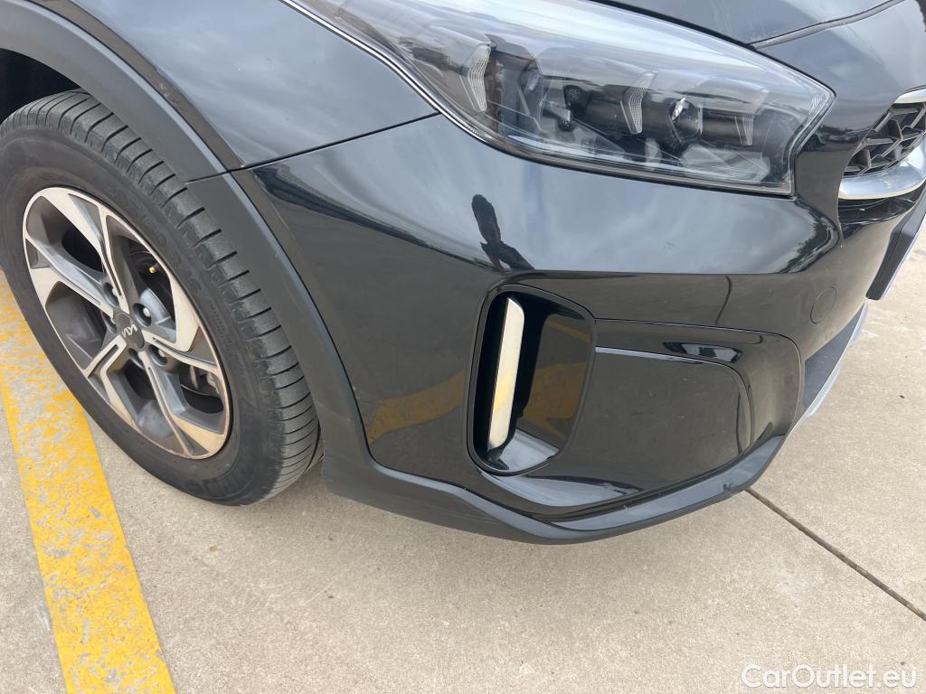  KIA  XCeed KIA  / 2022 / 5P / todoterreno 1.0 T-GDi Drive 88kW (120CV) #17